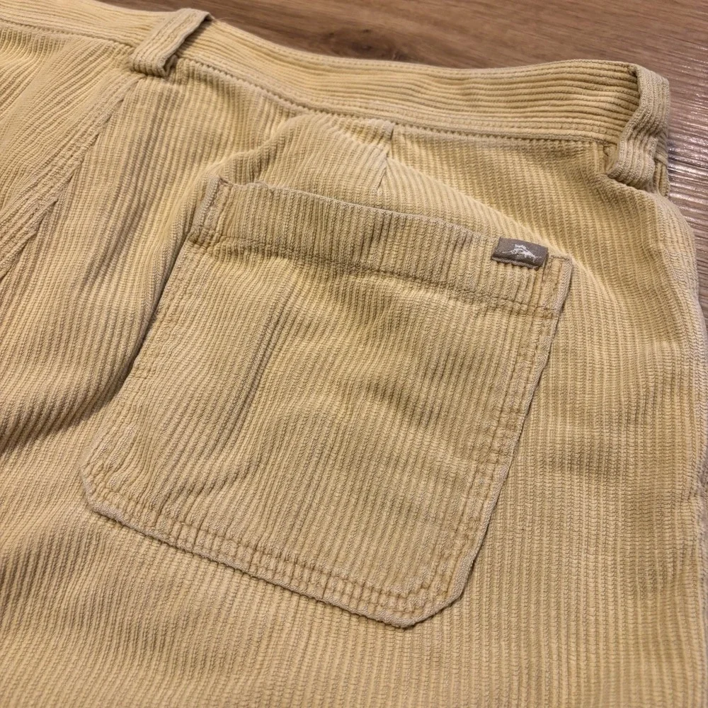 VTG Tommy Bahama Relax Corduroy Shorts Men's 36 Fits 35x9 Tan Silk Cotton Blend